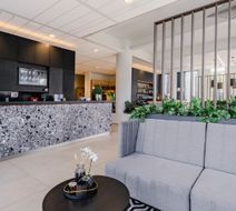 Plaza Premium Almere Lobby