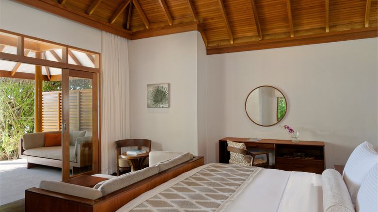 <b>Baros Maldives Lobby</b>. Images powered by <a href=https://www.travelagewest.com/Hotels/Male-Maldives/