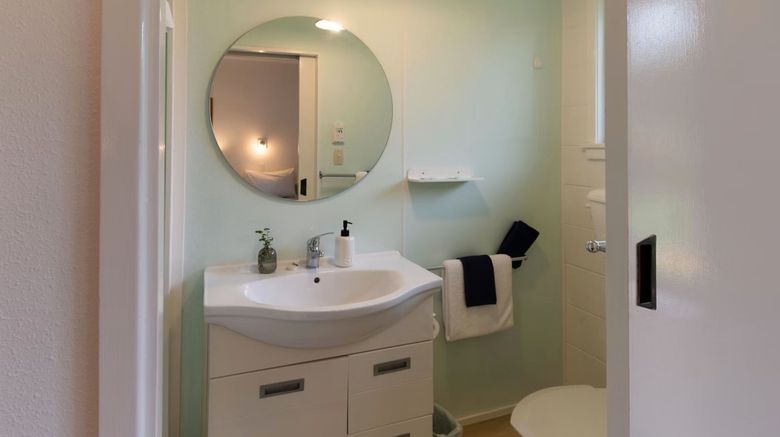 <b>Aotearoa Lodge Other</b>. Images powered by <a href="https://www.leonardoworldwide.com/" title="Leonardo Worldwide" target="_blank">Leonardo</a>.