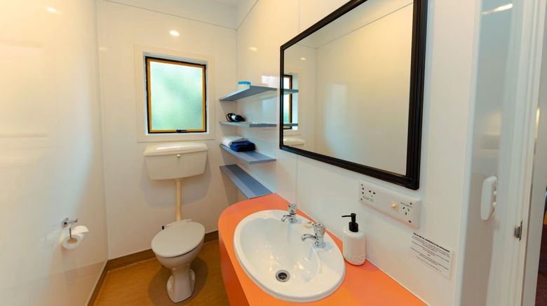 <b>Aotearoa Lodge Room</b>. Images powered by <a href="https://www.leonardoworldwide.com/" title="Leonardo Worldwide" target="_blank">Leonardo</a>.