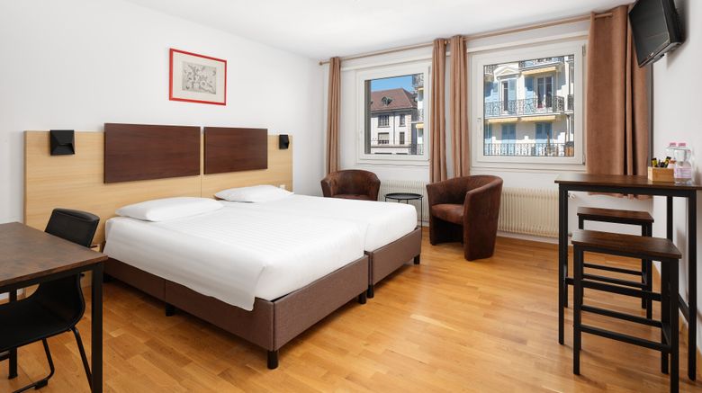 <b>Bon Port Hotel Room</b>. Images powered by <a href="https://www.leonardoworldwide.com/" title="Leonardo Worldwide" target="_blank">Leonardo</a>.