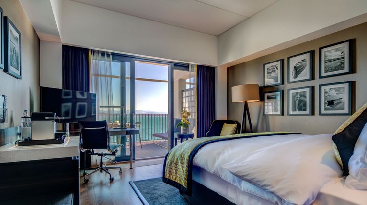Hotel Beaulac Room