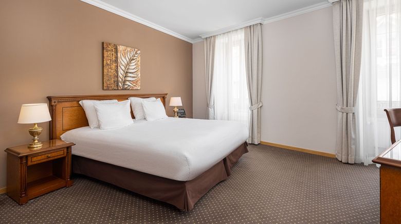 <b>Hotel Le Rive Room</b>. Images powered by <a href="https://www.leonardoworldwide.com/" title="Leonardo Worldwide" target="_blank">Leonardo</a>.