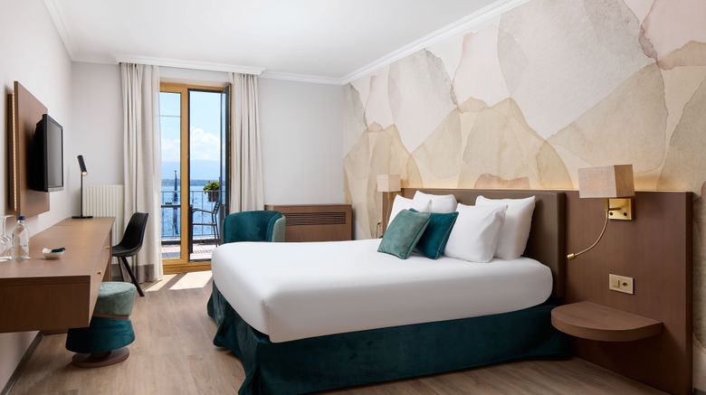 <b>Hotel Le Rive Room</b>. Images powered by <a href="https://www.leonardoworldwide.com/" title="Leonardo Worldwide" target="_blank">Leonardo</a>.