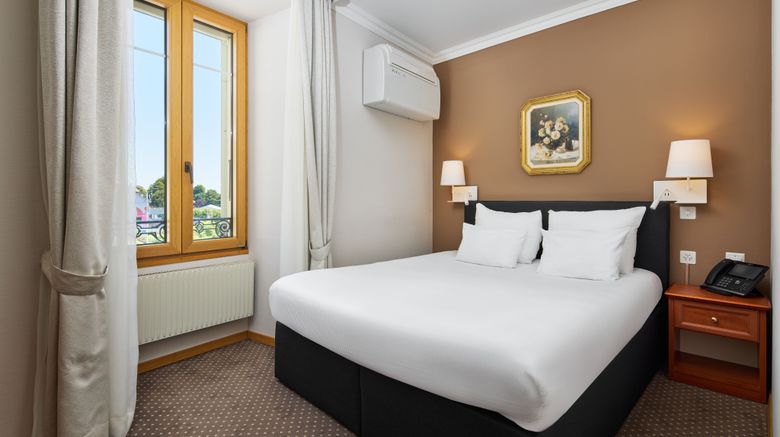 <b>Hotel Le Rive Room</b>. Images powered by <a href="https://www.leonardoworldwide.com/" title="Leonardo Worldwide" target="_blank">Leonardo</a>.