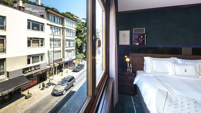 <b>Bebek Hotel Room</b>. Images powered by <a href="https://www.leonardoworldwide.com/" title="Leonardo Worldwide" target="_blank">Leonardo</a>.