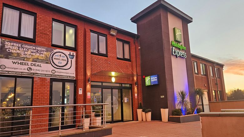 <b>Holiday Inn Express Wigan Exterior</b>. Images powered by <a href="https://www.leonardoworldwide.com/" title="Leonardo Worldwide" target="_blank">Leonardo</a>.