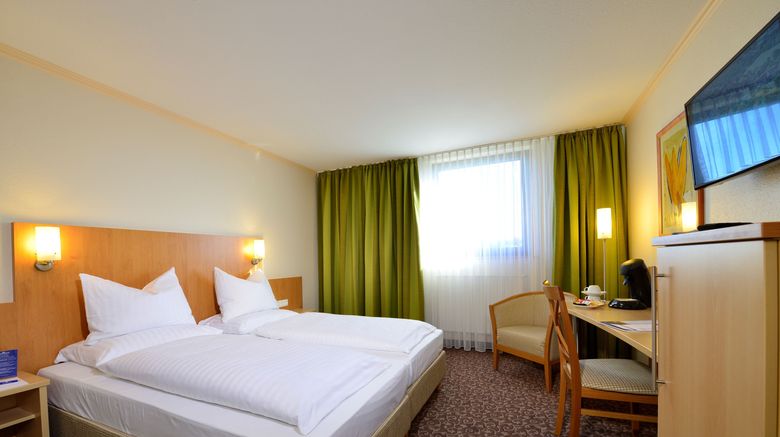 <b>Plaza Inn Room</b>. Images powered by <a href="https://www.leonardoworldwide.com/" title="Leonardo Worldwide" target="_blank">Leonardo</a>.