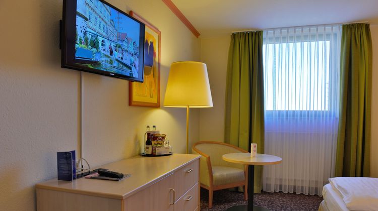 Plaza Inn Room