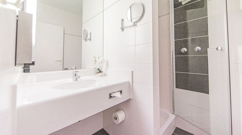 <b>PLAZA Hotel Hanau Room</b>. Images powered by <a href="https://www.leonardoworldwide.com/" title="Leonardo Worldwide" target="_blank">Leonardo</a>.