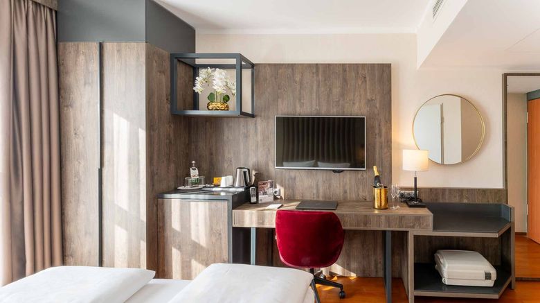 <b>Plaza Inn Karlsruhe Room</b>. Images powered by <a href="https://www.leonardoworldwide.com/" title="Leonardo Worldwide" target="_blank">Leonardo</a>.