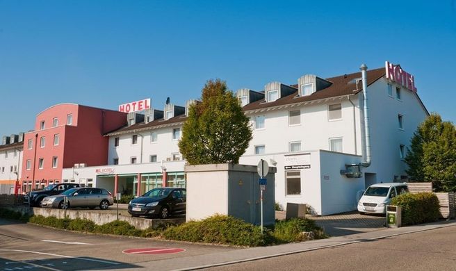 Plaza Hotel Bruchsal Exterior