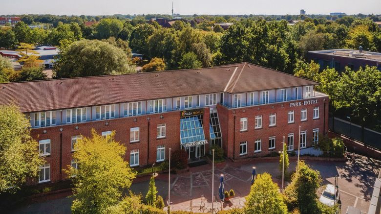 Plaza Park Hotel Norderstedt Exterior. Images powered by <a href="https://www.leonardoworldwide.com" target="_blank" rel="noopener">Leonardo</a>.