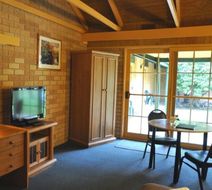 High Country Motor Inn Room