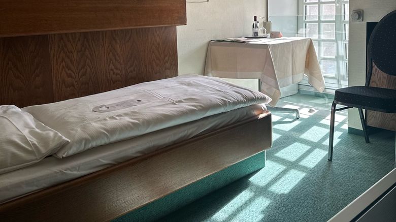<b>Schlosshotel Weilburg Room</b>. Images powered by <a href="https://www.leonardoworldwide.com/" title="Leonardo Worldwide" target="_blank">Leonardo</a>.