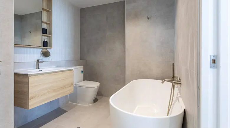 <b>Kula Wollongong Room</b>. Images powered by <a href="https://www.leonardoworldwide.com/" title="Leonardo Worldwide" target="_blank">Leonardo</a>.
