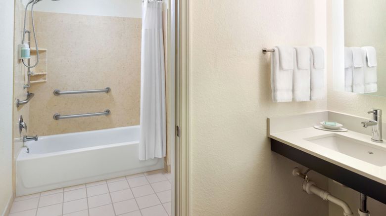 <b>Residence Inn by Marriott Somerset Room</b>. Images powered by <a href="https://www.leonardoworldwide.com/" title="Leonardo Worldwide" target="_blank">Leonardo</a>.