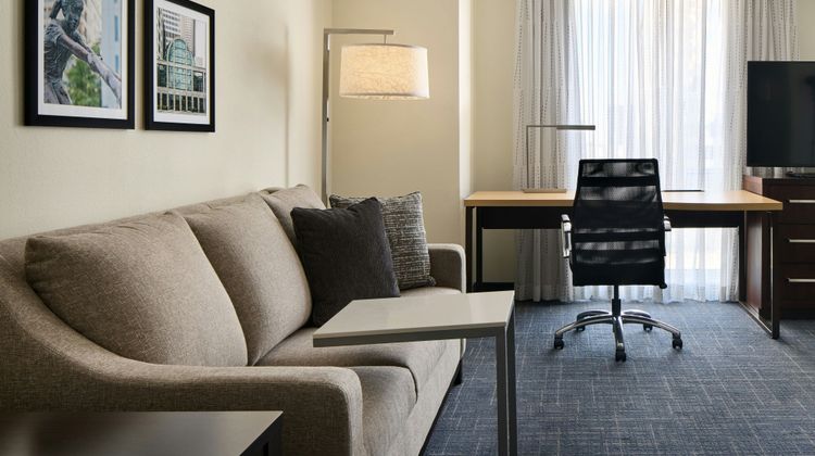 Residence Inn by Marriott Suite