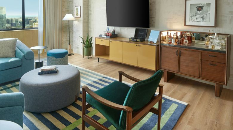 <b>Sheraton Grand Nashville Downtown Suite</b>. Images powered by <a href="https://www.leonardoworldwide.com/" title="Leonardo Worldwide" target="_blank">Leonardo</a>.