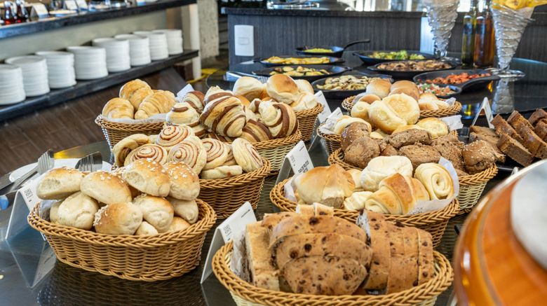 <b>Four Points by Sheraton Medellin Restaurant</b>. Images powered by <a href="https://www.leonardoworldwide.com/" title="Leonardo Worldwide" target="_blank">Leonardo</a>.