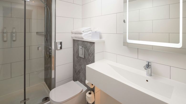 <b>Four Points Flex London Shoreditch East Room</b>. Images powered by <a href="https://www.leonardoworldwide.com/" title="Leonardo Worldwide" target="_blank">Leonardo</a>.