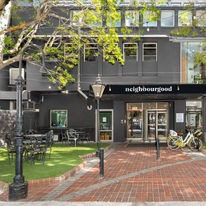 Neighbourgood East City Hotel