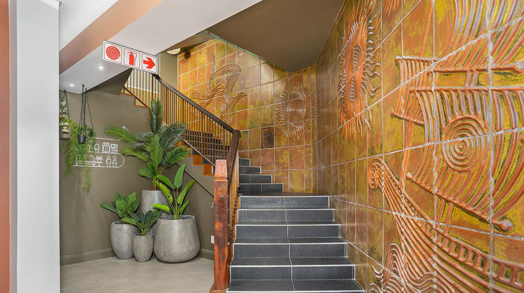Neighbourgood East City Hotel Lobby