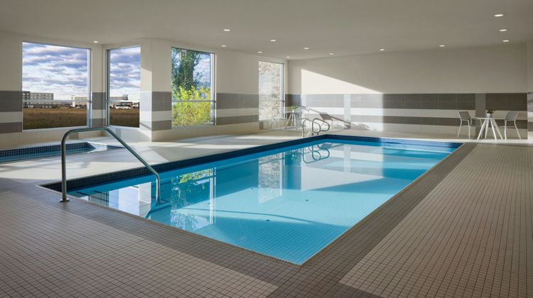 The Westin Calgary Airport Pool
