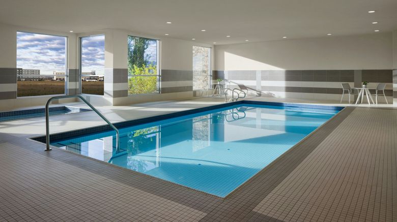 <b>The Westin Calgary Airport Pool</b>. Images powered by <a href="https://www.leonardoworldwide.com/" title="Leonardo Worldwide" target="_blank">Leonardo</a>.
