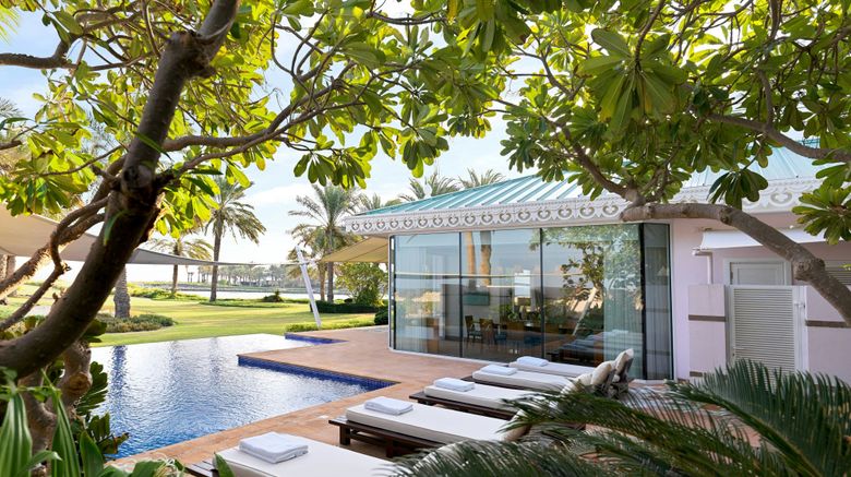 <b>The Ritz-Carlton, Bahrain Pool</b>. Images powered by <a href="https://www.leonardoworldwide.com/" title="Leonardo Worldwide" target="_blank">Leonardo</a>.