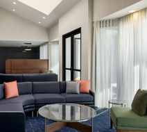 Courtyard by Marriott Atlanta Northlake Lobby