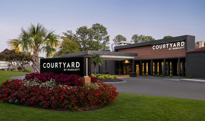 Courtyard by Marriott Atlanta Northlake Exterior