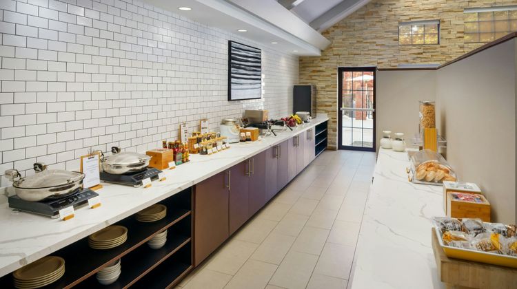 Residence Inn Dallas Addison/Quorum Driv Restaurant