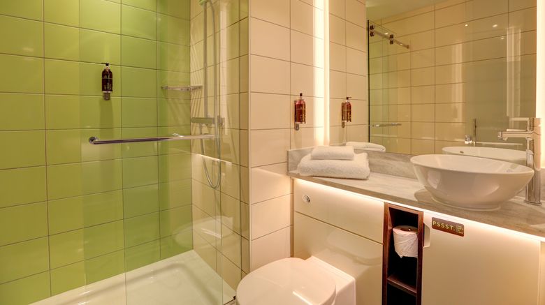 <b>hub by Premier Inn London Goodge Street Room</b>. Images powered by <a href="https://www.leonardoworldwide.com/" title="Leonardo Worldwide" target="_blank">Leonardo</a>.