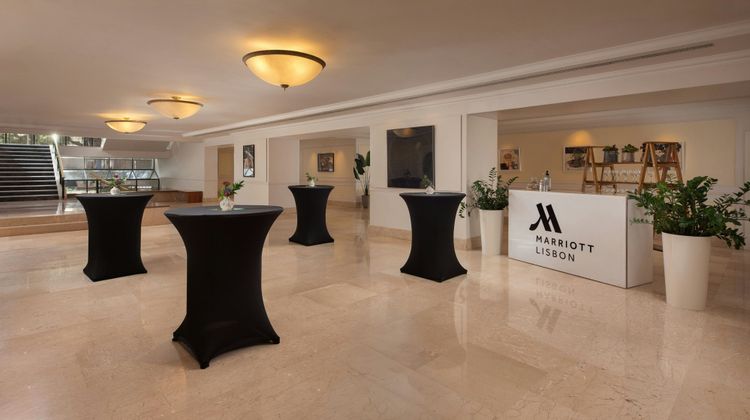 Marriott Lisbon Hotel Lobby