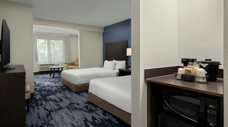 Fairfield Inn & Suites Moscow Suite
