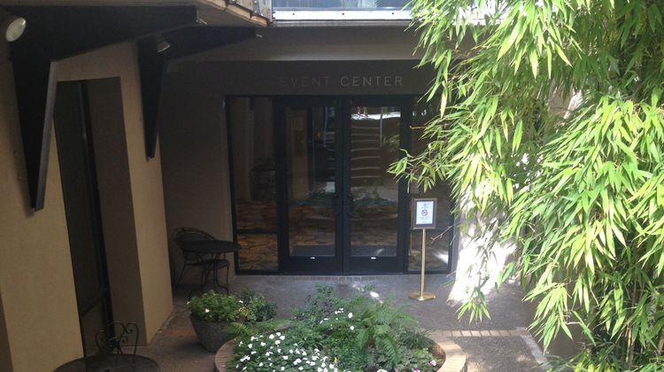The Mark Spencer Hotel Exterior