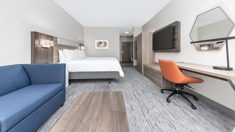 Holiday Inn Express/Stes Austin Aprt E. Room