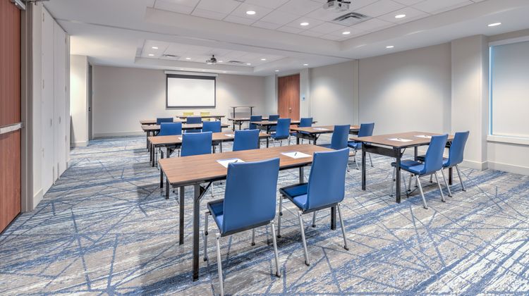 Holiday Inn Express & Suites Houston SW Meeting