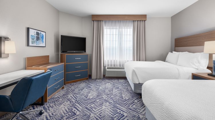 Candlewood Suites Alexandria Room