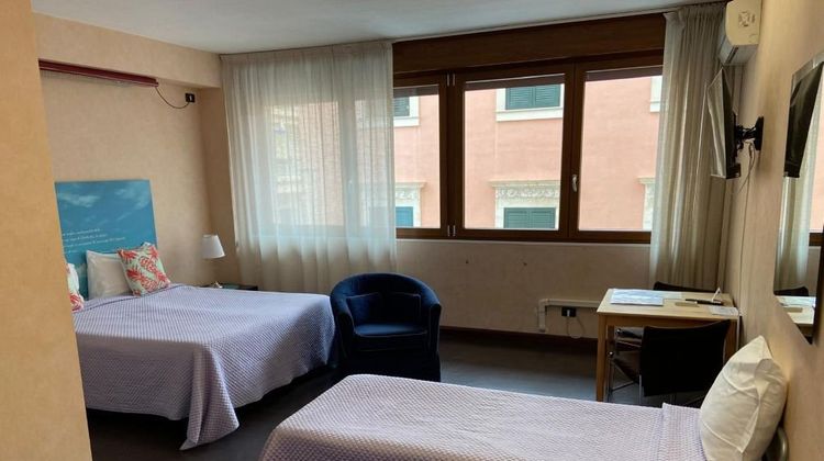 Mare Nostrum Petit Hotel Room