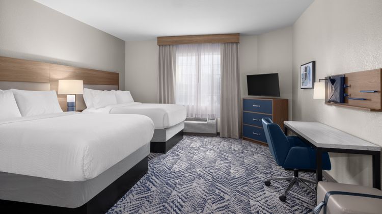 Candlewood Suites Alexandria Room