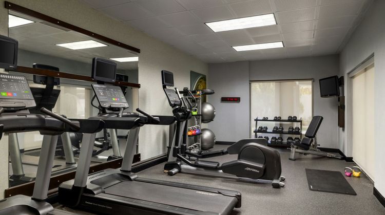 Courtyard by Marriott Richmond Chester Recreation