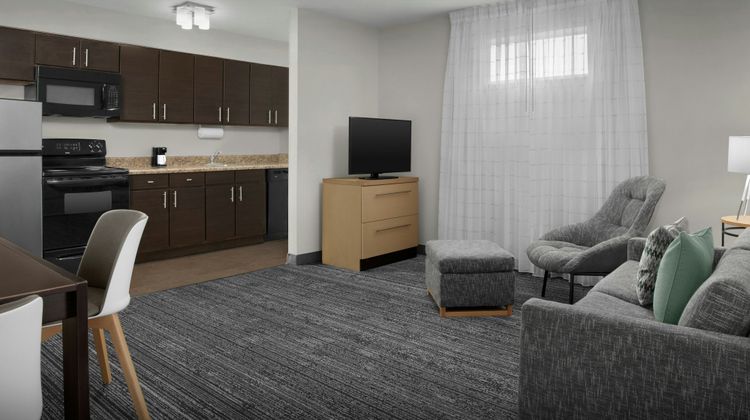 TownePlace Suites Pensacola Room
