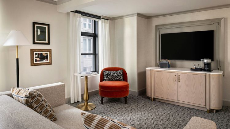 The Talbott Hotel Suite