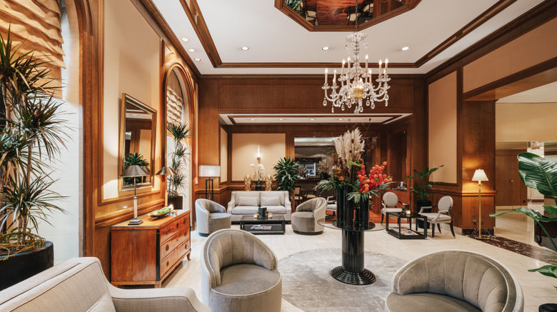 <b>Hotel Nassauer Hof Lobby</b>. Images powered by <a href="https://www.leonardoworldwide.com/" title="Leonardo Worldwide" target="_blank">Leonardo</a>.