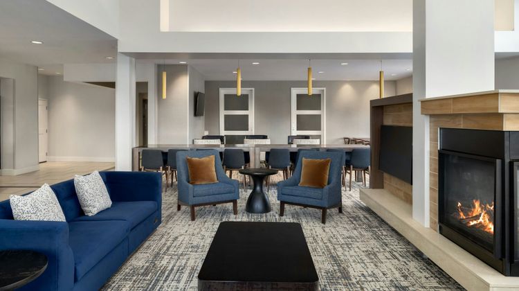 Residence Inn The District at Eastover Lobby