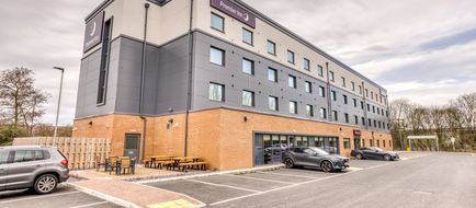 Premier Inn Abingdon Exterior