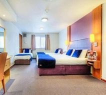 V Lodge Manchester Room