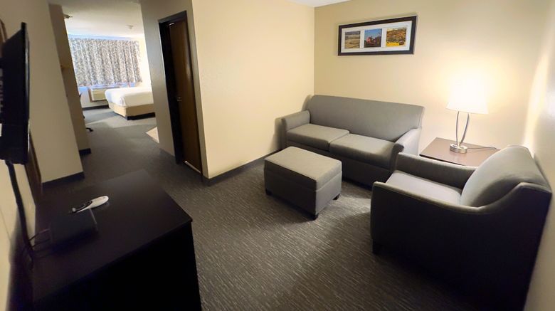 <b>Country Trails Inn & Suites Suite</b>. Images powered by <a href="https://www.leonardoworldwide.com/" title="Leonardo Worldwide" target="_blank">Leonardo</a>.